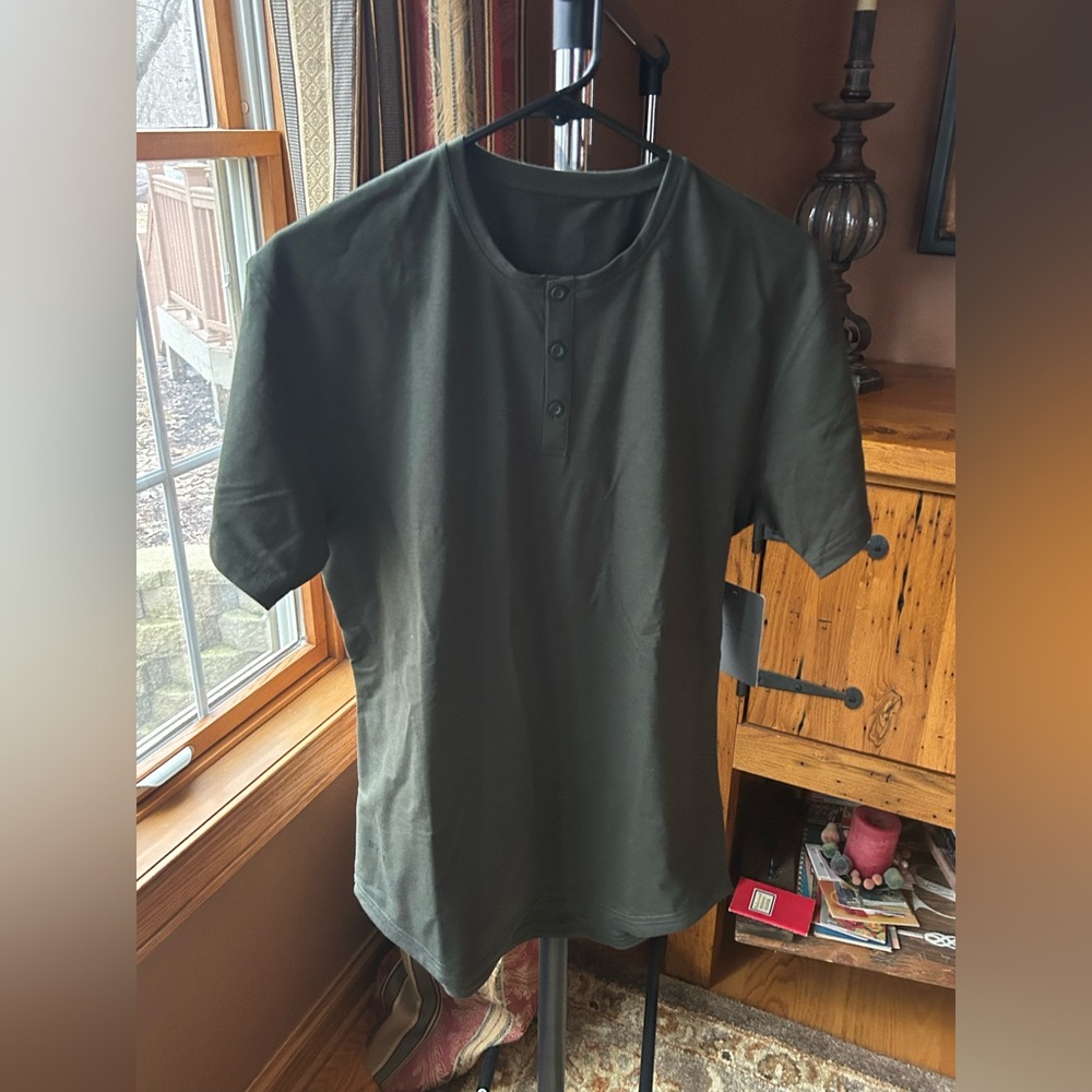 BYLT Premium Basics Henley Drop-cut NWT size small